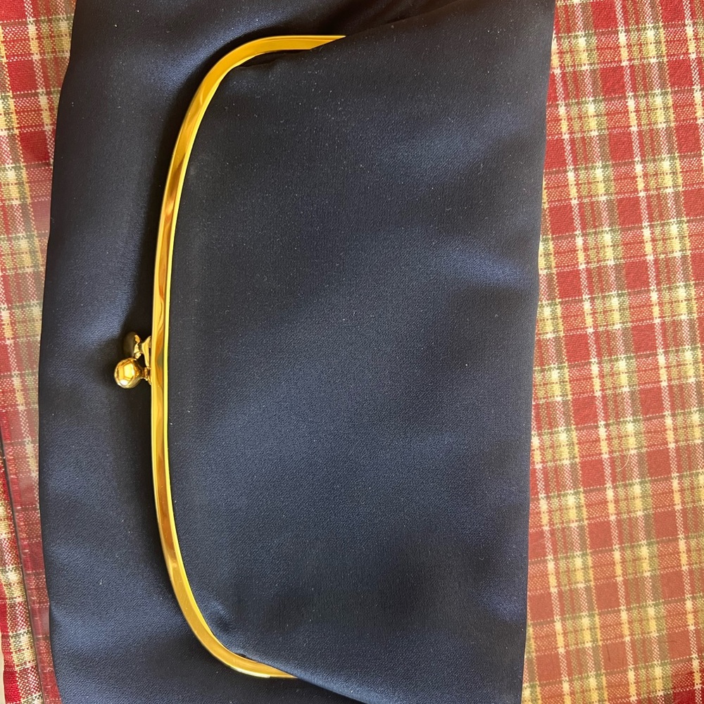 Gorgeous Coblentz Original Silk Clutch.  Navy on outside and peach inside